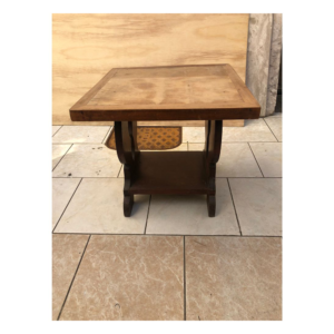 Mesa Lateral Em Cedro
